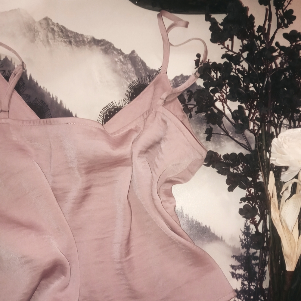silky lace blush cami - Picture 3 of 4